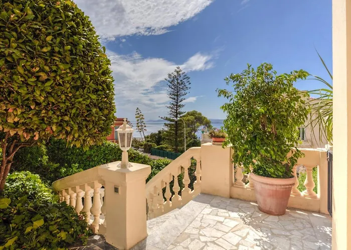 Mont Boron Exclusive Apartment In Villa Belle Epoque